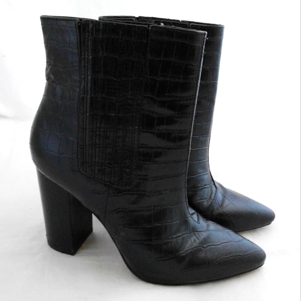 POUR LA VICTOIRE ankle booties